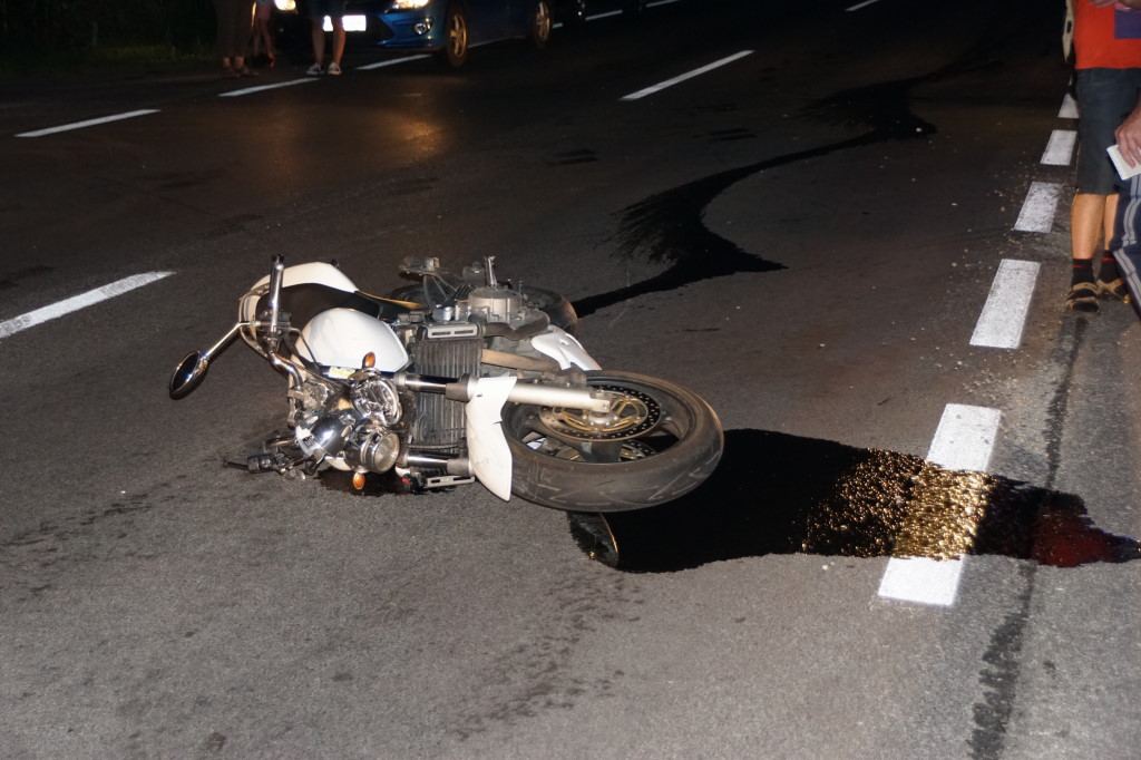Motorradunfall L100/Radlberger-Kreuzung