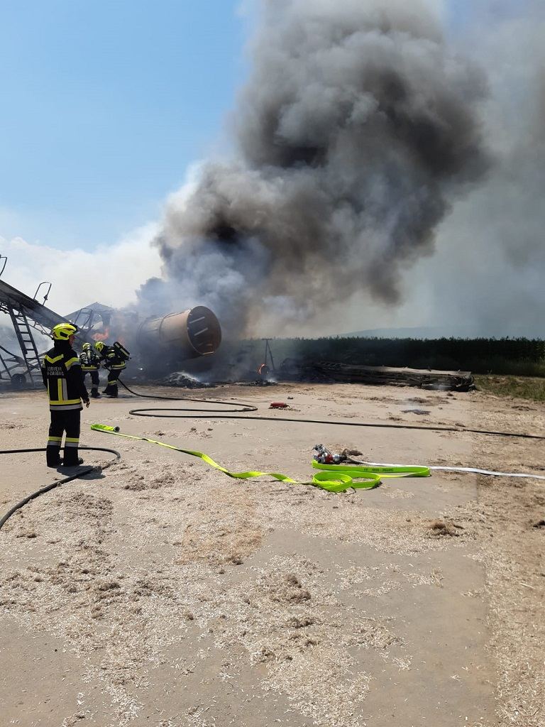 Großbrand in Großhain