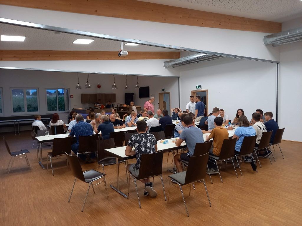 Versammlung & Plakate