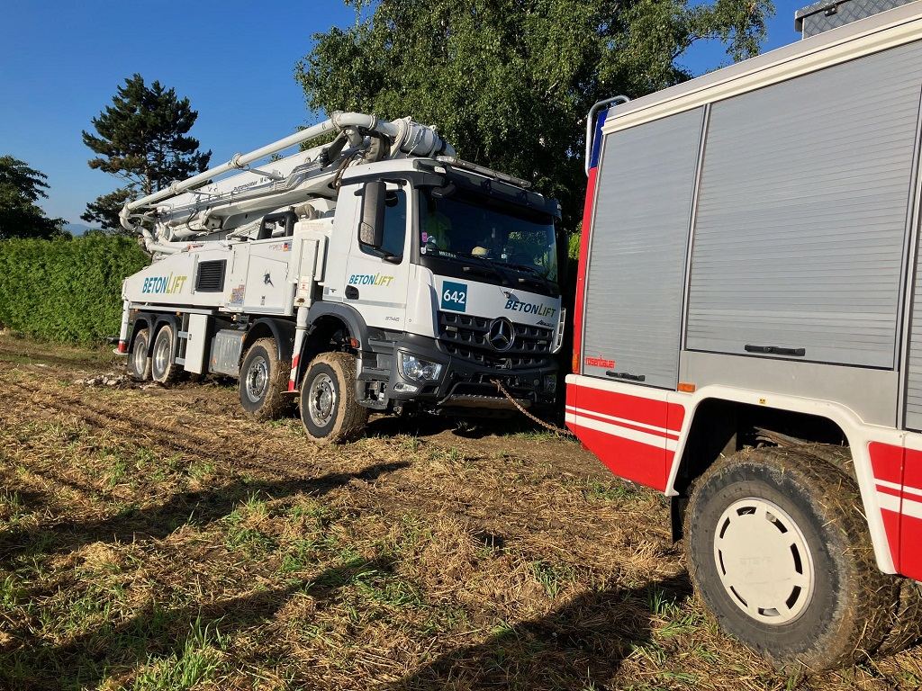 LKW-Bergung in Weidling