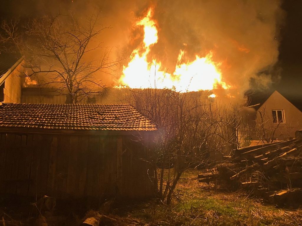 Wohnhausbrand in Fugging bei Eiseskälte
