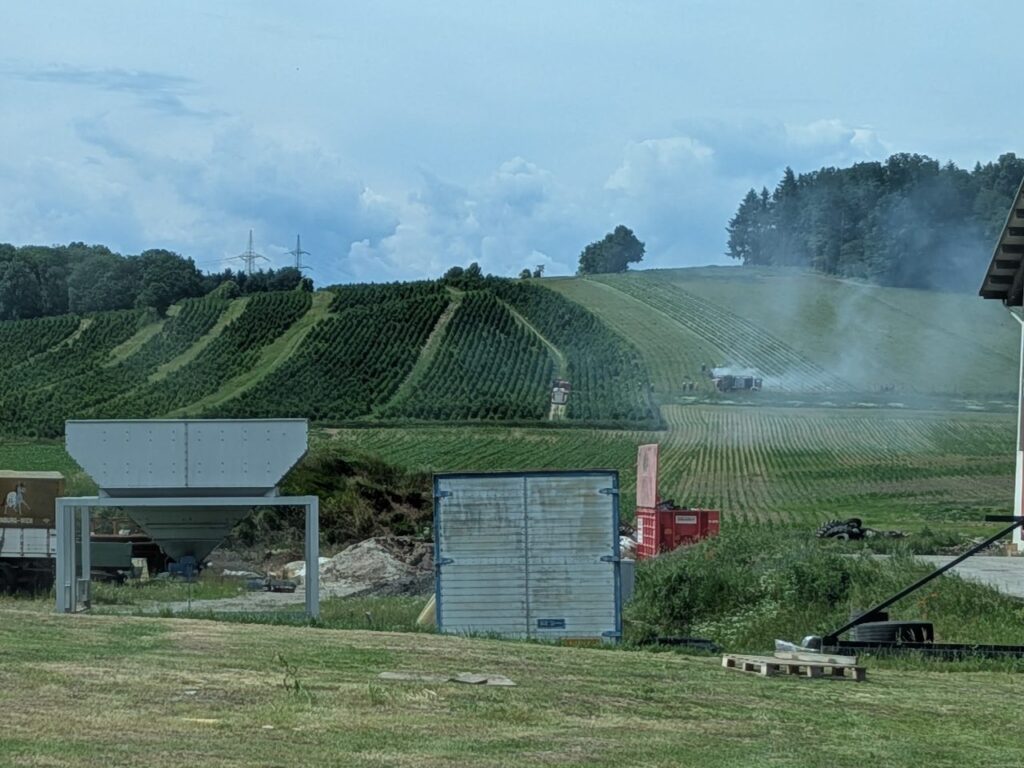 Fahrzeugbrand in Merking